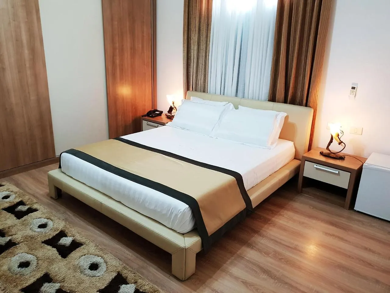 Hotel Ferrari Tirane